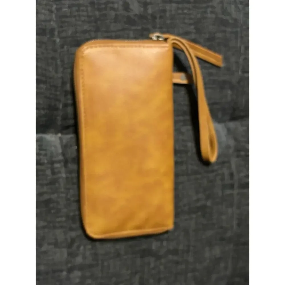 FREE PEOPLE - Brown Tan Distressed Vegan Wallet EUC MSRP $58 New